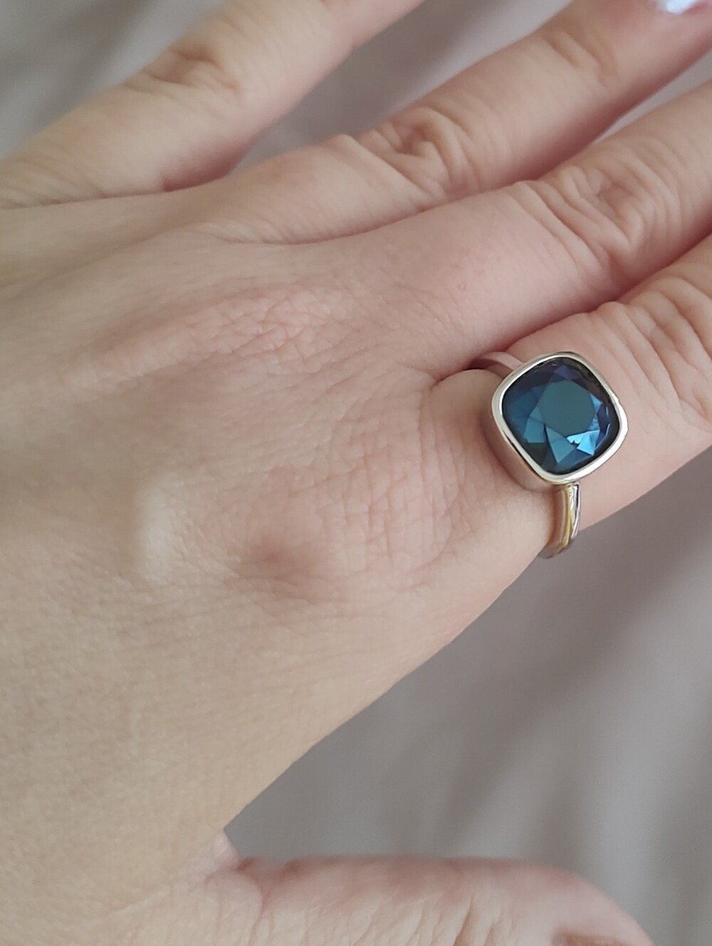Swarovski Ring - Size 6.75 (55)